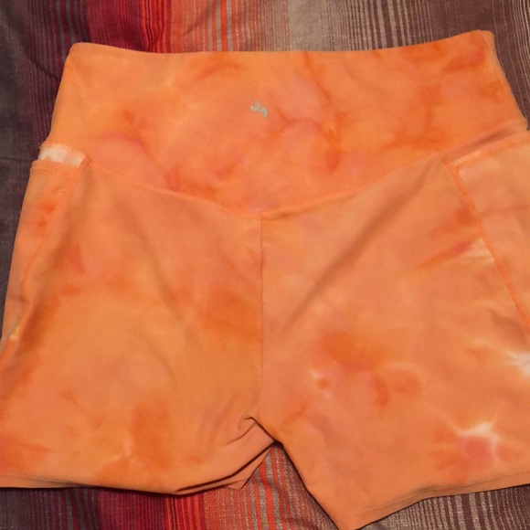 Joy lab extra large biker shorts with pockets - Picture 3 of 4